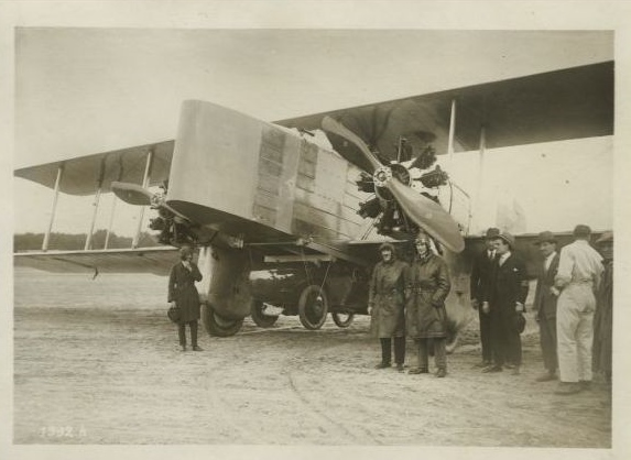 Flugtransport-Demonstration mit der ab 1925 gebauten LeO 121 Bild 4