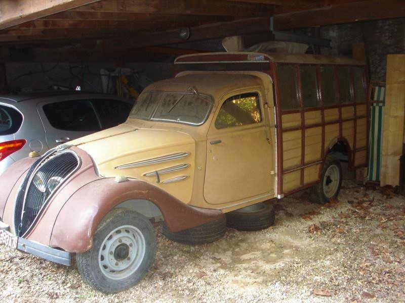 Peugeot 402 - Wohnmobil "Chausson"