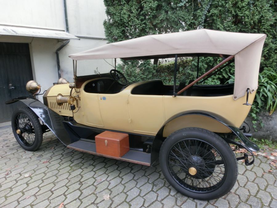 Peugeot Typ 144 A Coloniale stammt aus einer der berühmtesten portugiesischen Sammlungen