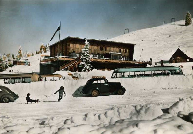 1950er: Im Skigebiet "Le Collet" ein 201 D